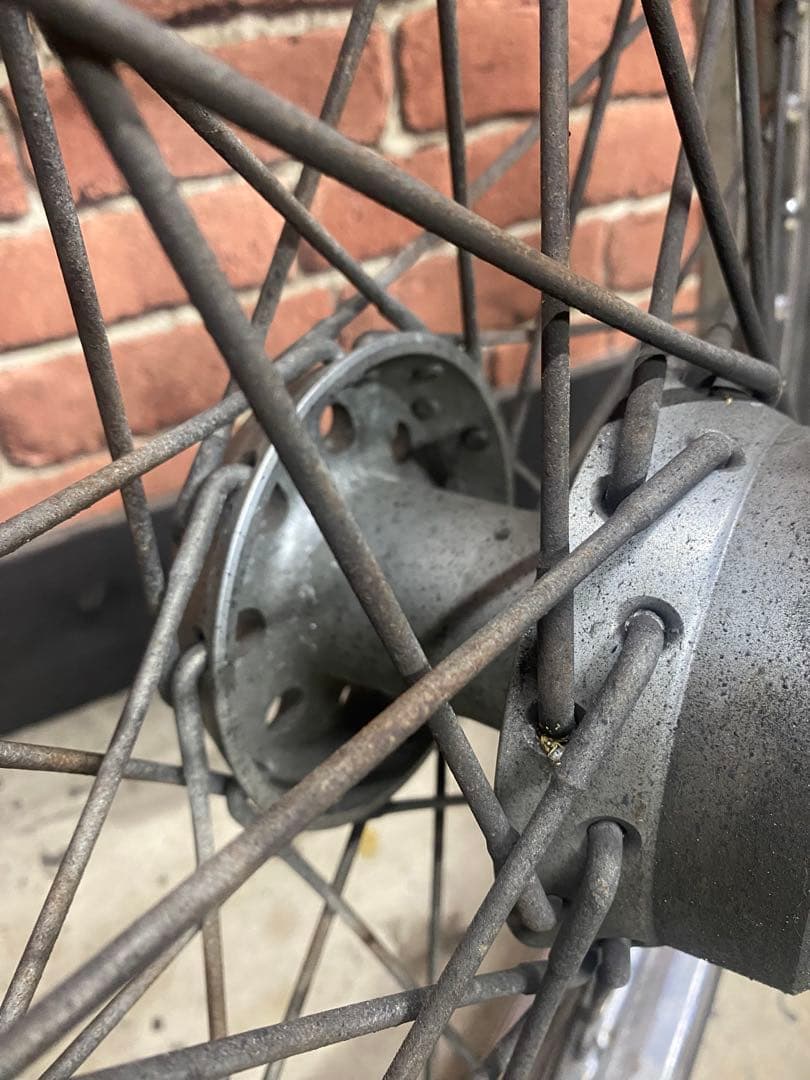 ハーレーダビットソン　エボ　21インチ スチールスポークホイール・タイヤ