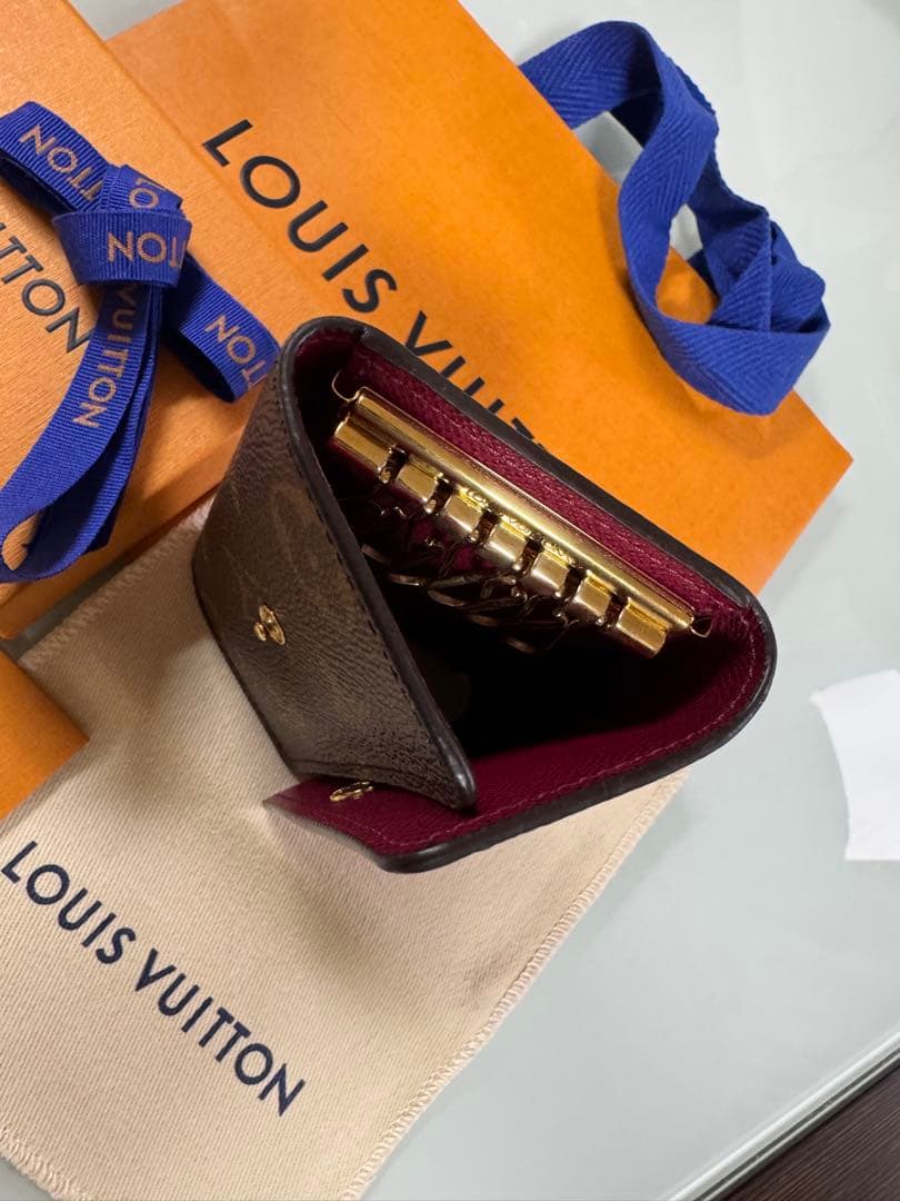 ルイヴィトン キーケース モノグラム フューシャ ICチップ（RFID）使用品