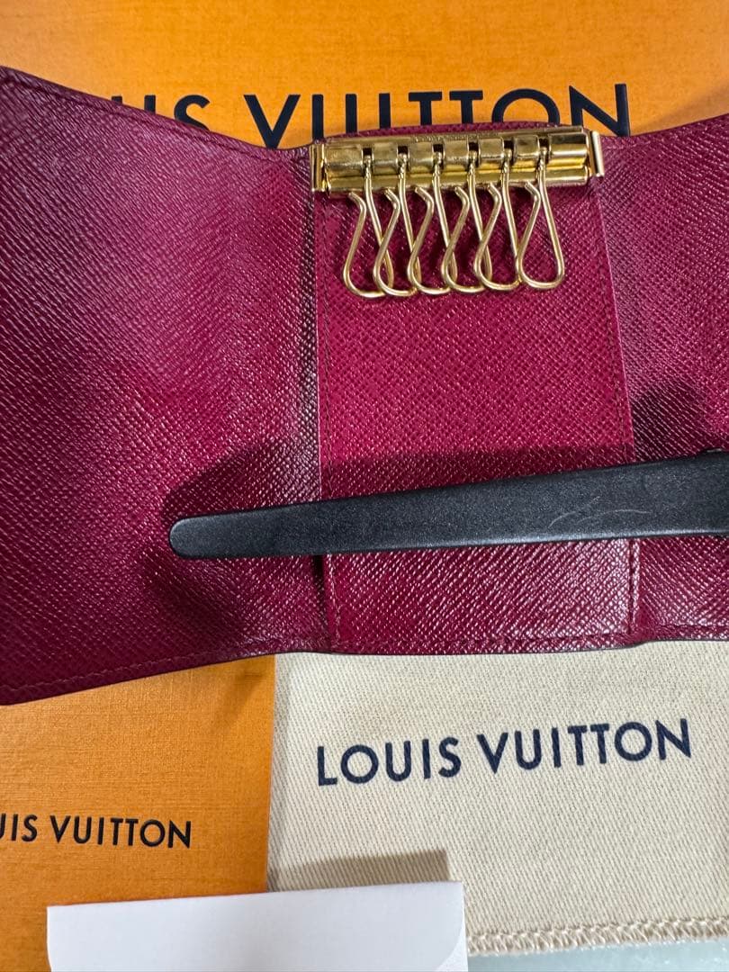 ルイヴィトン キーケース モノグラム フューシャ ICチップ（RFID）使用品