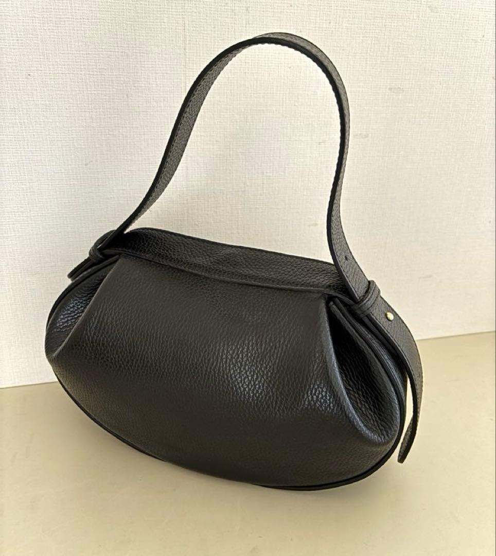 美品 BEARDSLEY ビアズリー 本革 ラウンドミニバッグ 黒 セレモニー