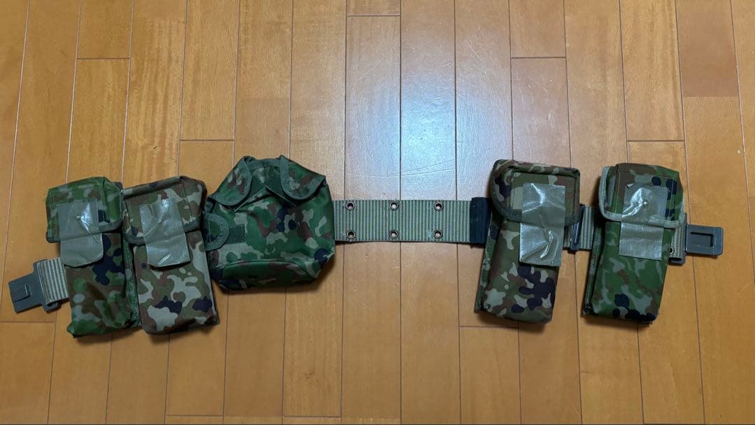 陸上自衛隊　弾帯　弾納　サスペンダー 　中古