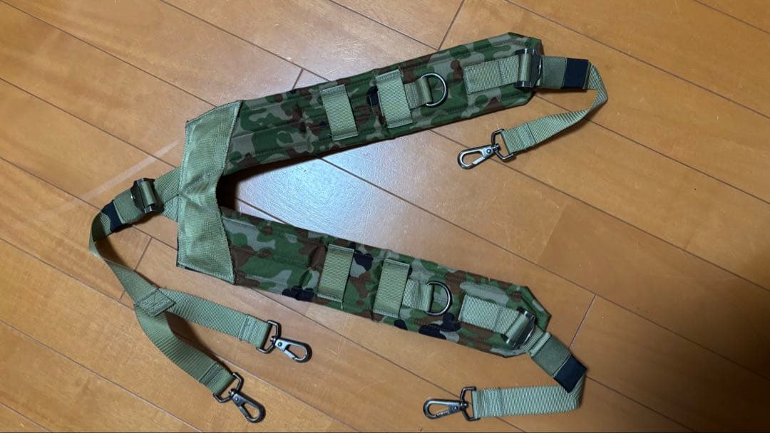 陸上自衛隊　弾帯　弾納　サスペンダー 　中古