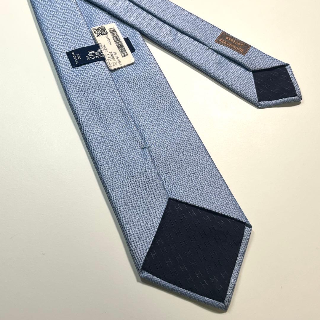 ✨未使用✨HERMES エルメス　ネクタイ　高級シルク　H柄 ホースシュー　水色