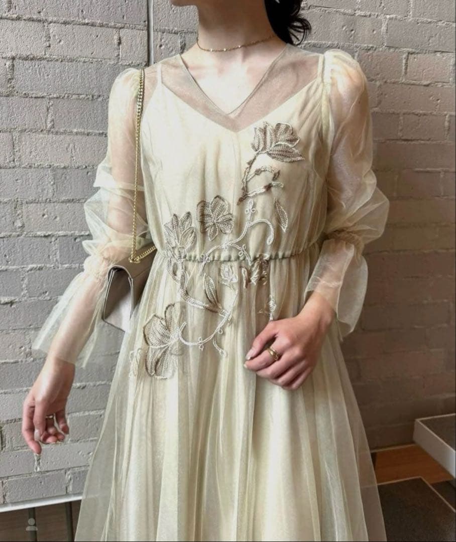 LE’RURE 1周年ドレス