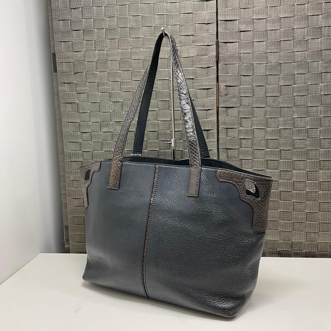 ス*ー様 Cartier マルチェロ　レザー トートバッグ