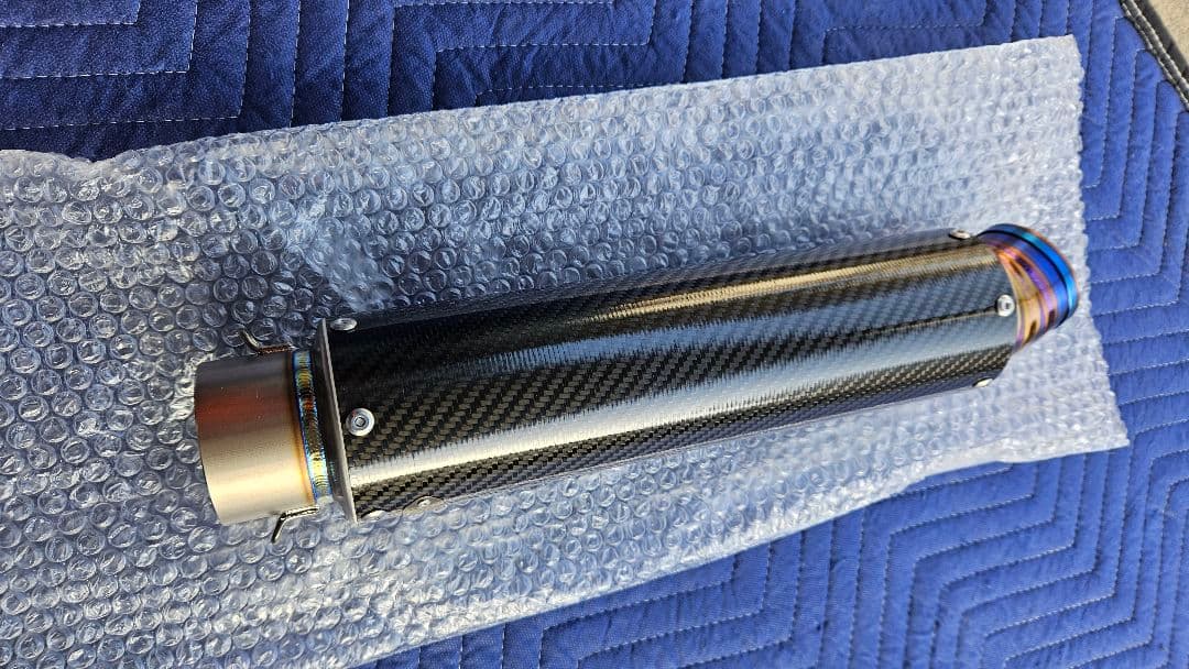 マーベリックカーボンサイレンサー3Pカット　MV83 300mm