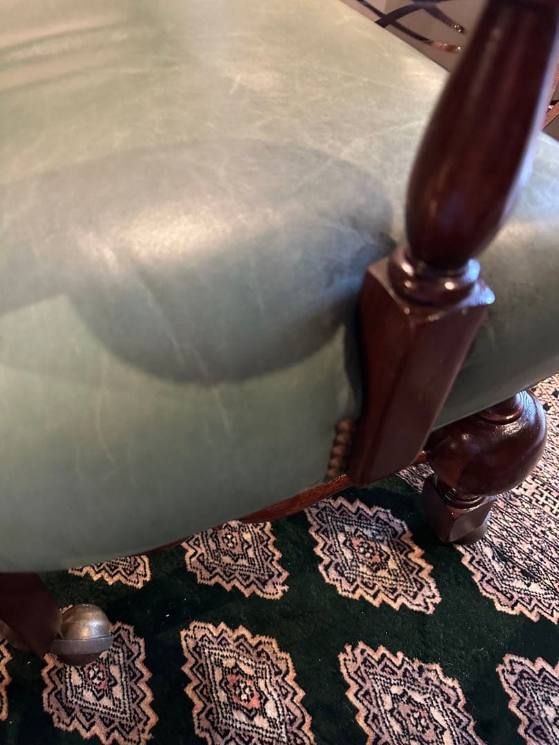 アメリカ製　レキシントン社　トラディショナルスタイル 本革 キャスターチェア