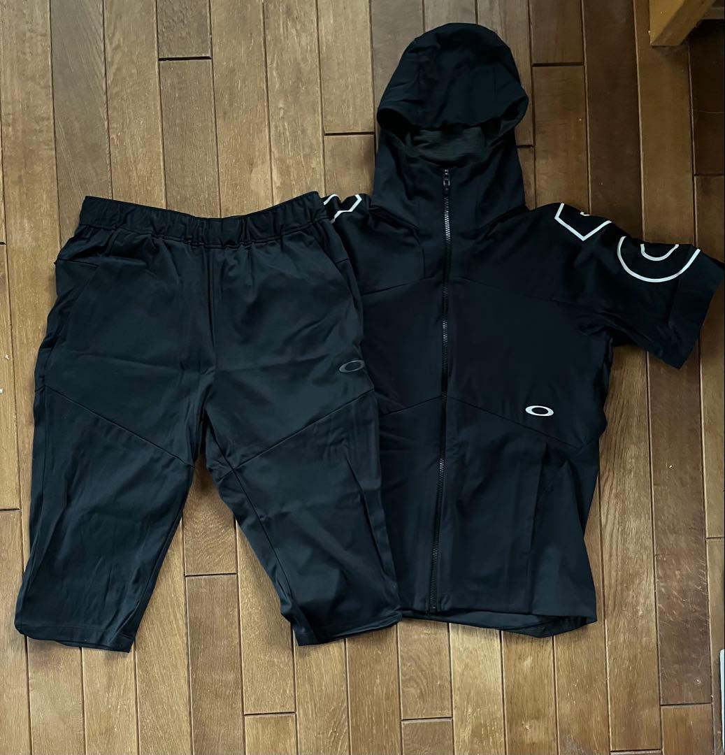 オークリー　セットアップ　（値段交渉可）