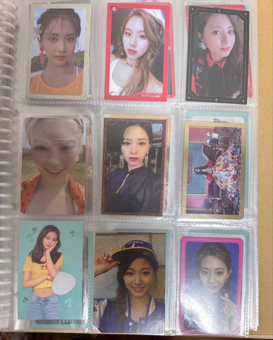 TWICE CD・グッズ・トレカまとめ売り