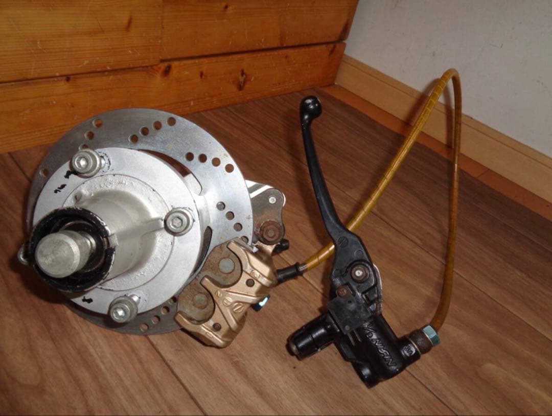 モンキー　フロントハブ　ディスク　キャリパー　タケガワ