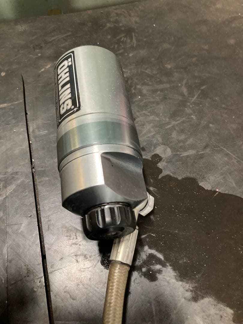 YZF-R25 オーリンズ　リアサスペンション