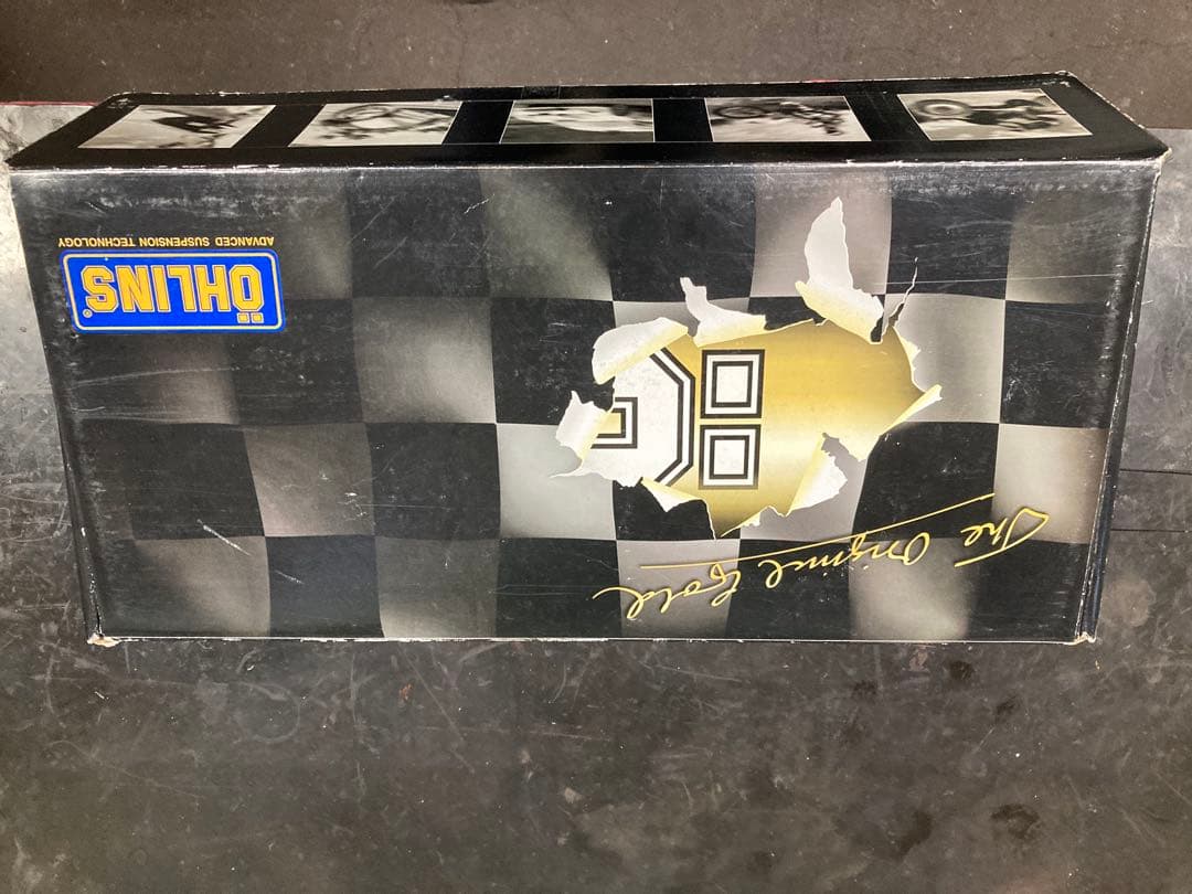 YZF-R25 オーリンズ　リアサスペンション