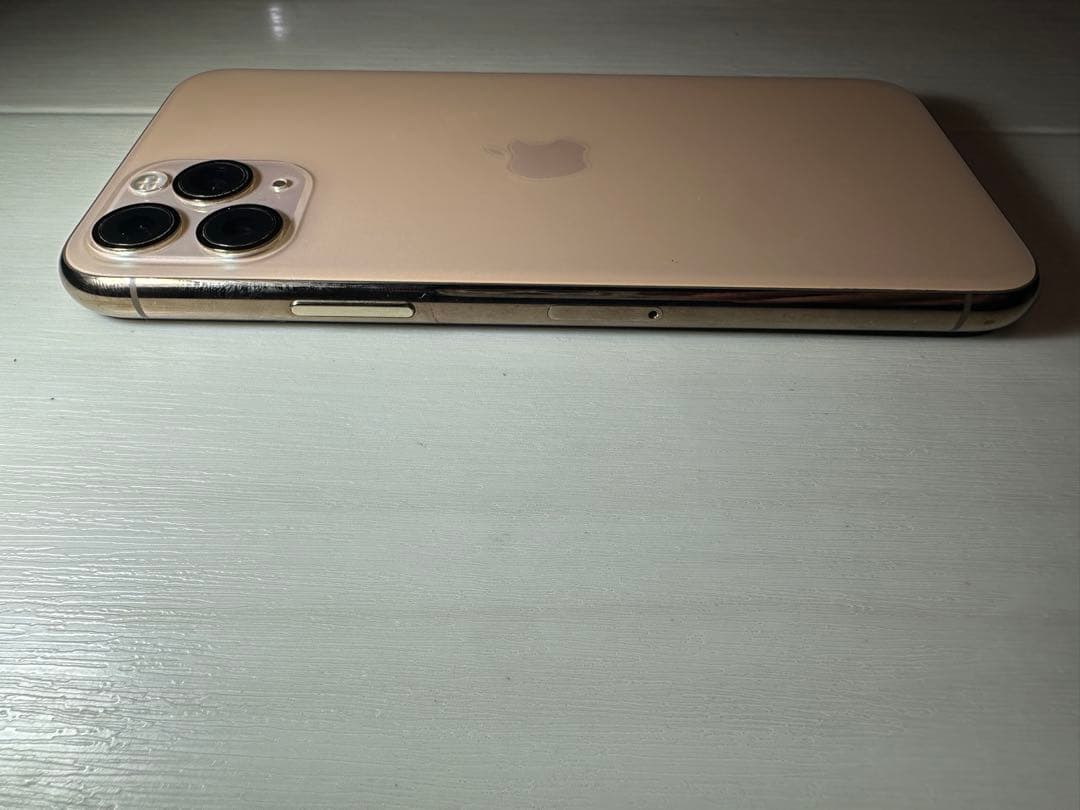 iPhone 11 pro 64GB ゴールド　SIMフリー　ジャンク