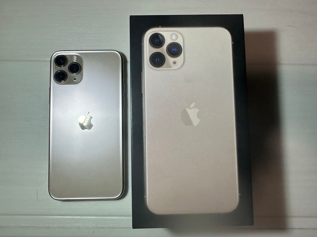 iPhone 11 pro 64GB ゴールド　SIMフリー　ジャンク