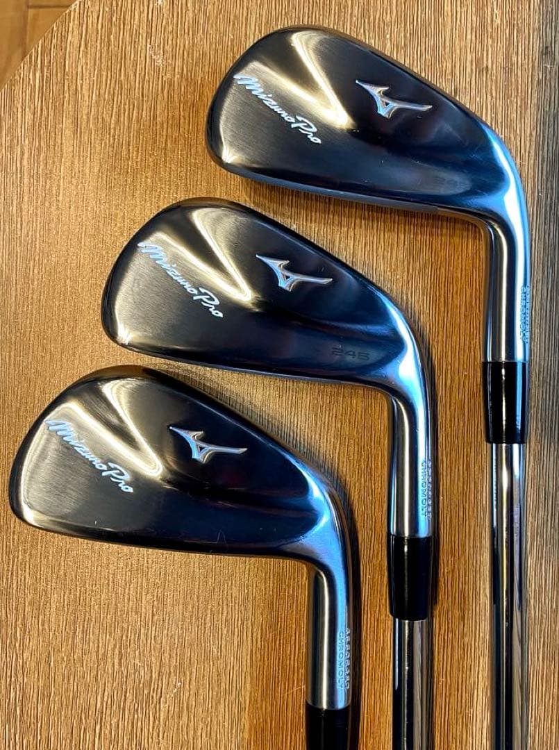 【美品】ミズノプロ 245 アイアン （5番〜PW）6本 DG95