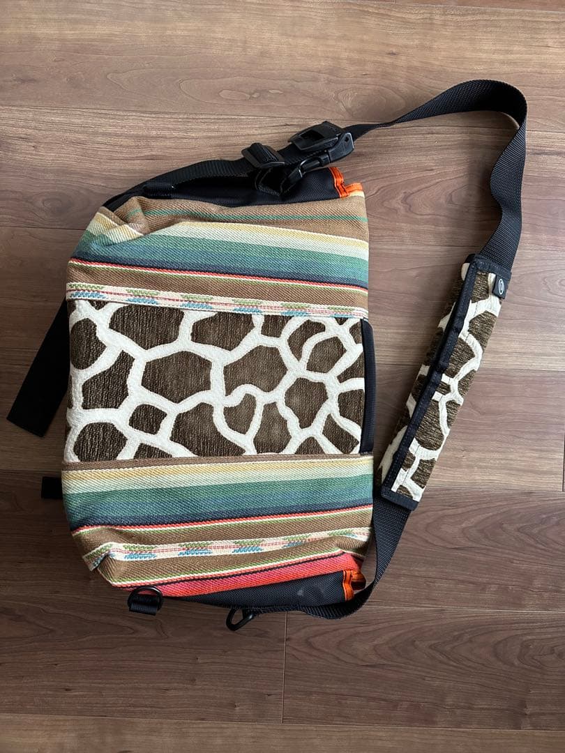 【超希少】TIMBUK2 メッセンジャーバッグ キリン柄