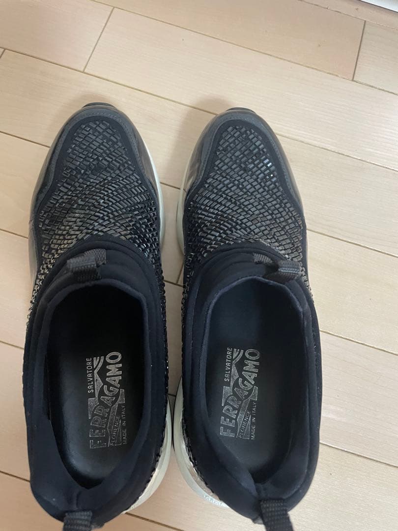 フェラガモ スニーカー 24.0