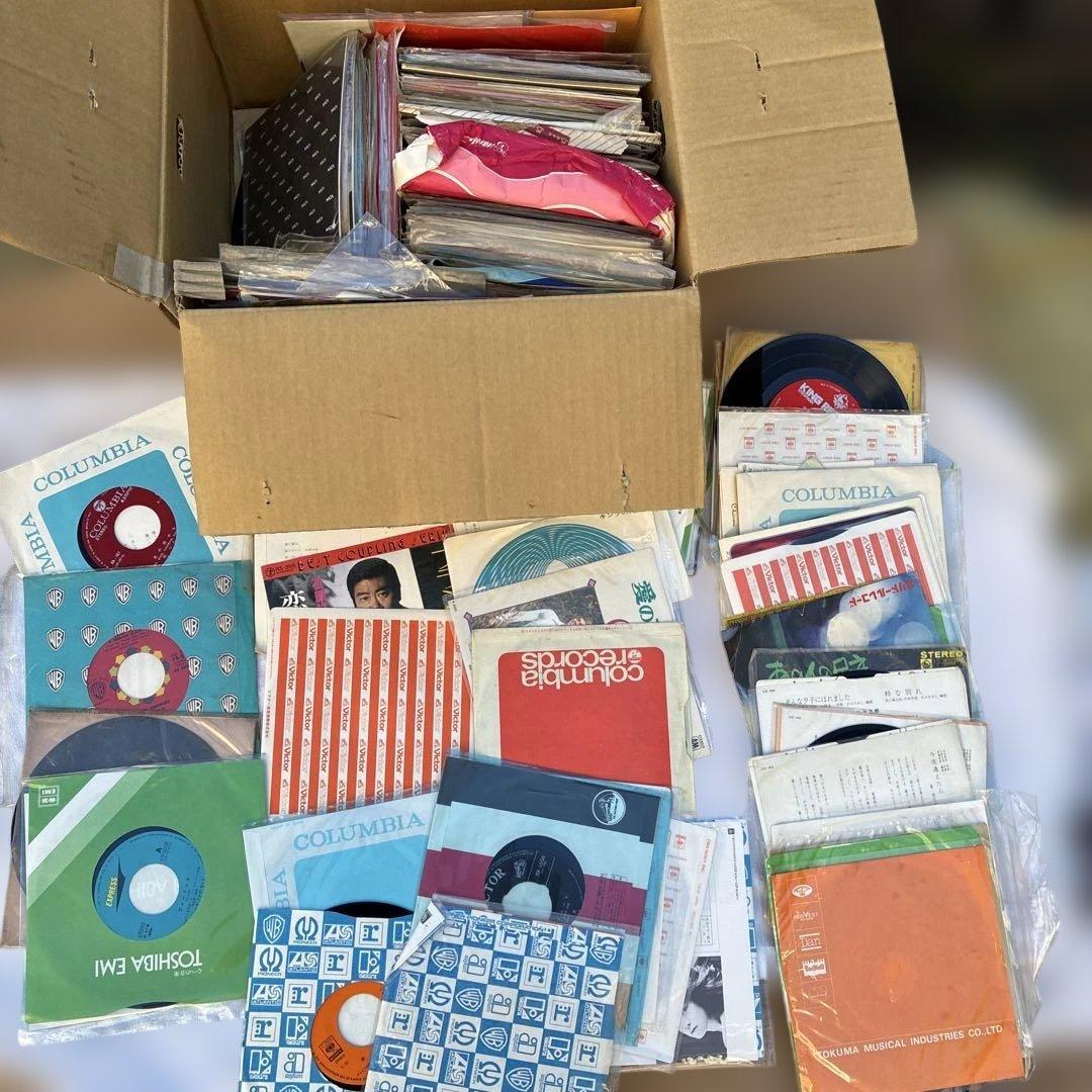 ‼️遺品整理‼️ ビンテージレコードまとめかなりまりますみかん箱ぐらいが1ケースお宝