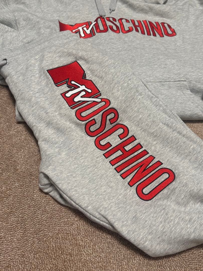 【MOSCHINO x 】モスキーノ  スウェットセットM / L
