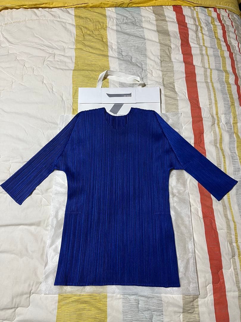 PLEATS PLEASE ISSEY MIYAKE カットソー/ブルーサイズ3