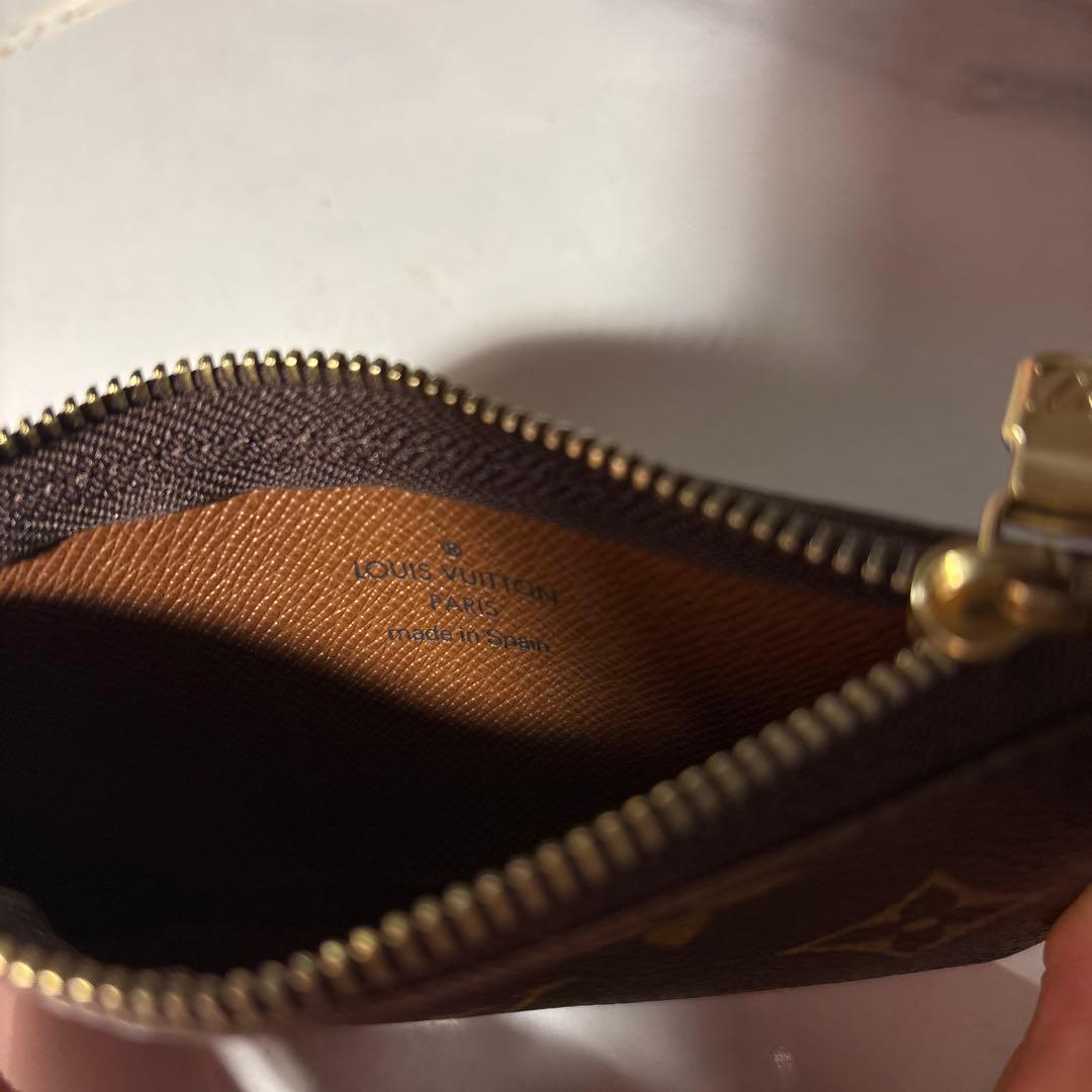 ルイヴィトン　LV モノグラム　ケース