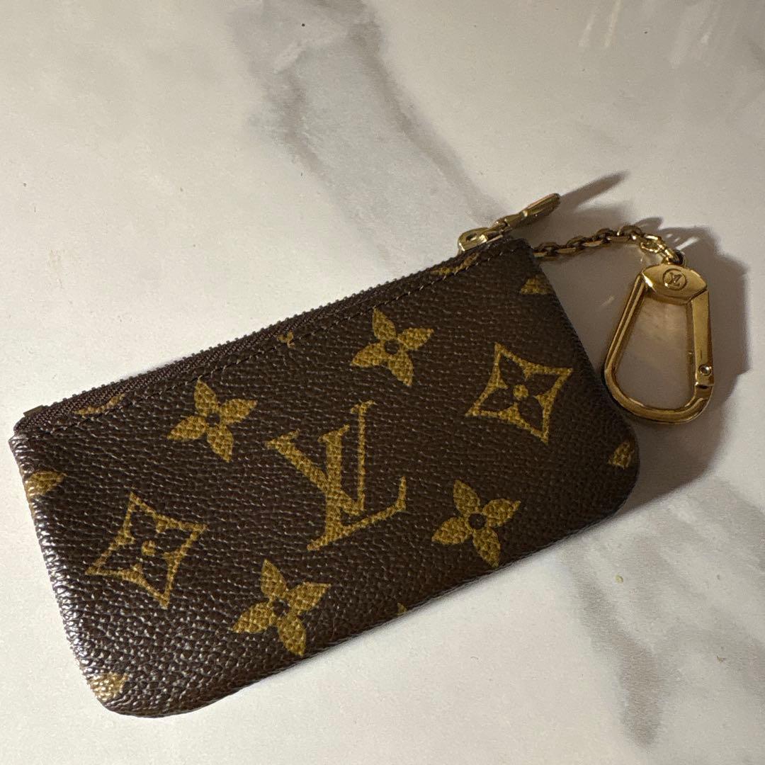 ルイヴィトン　LV モノグラム　ケース