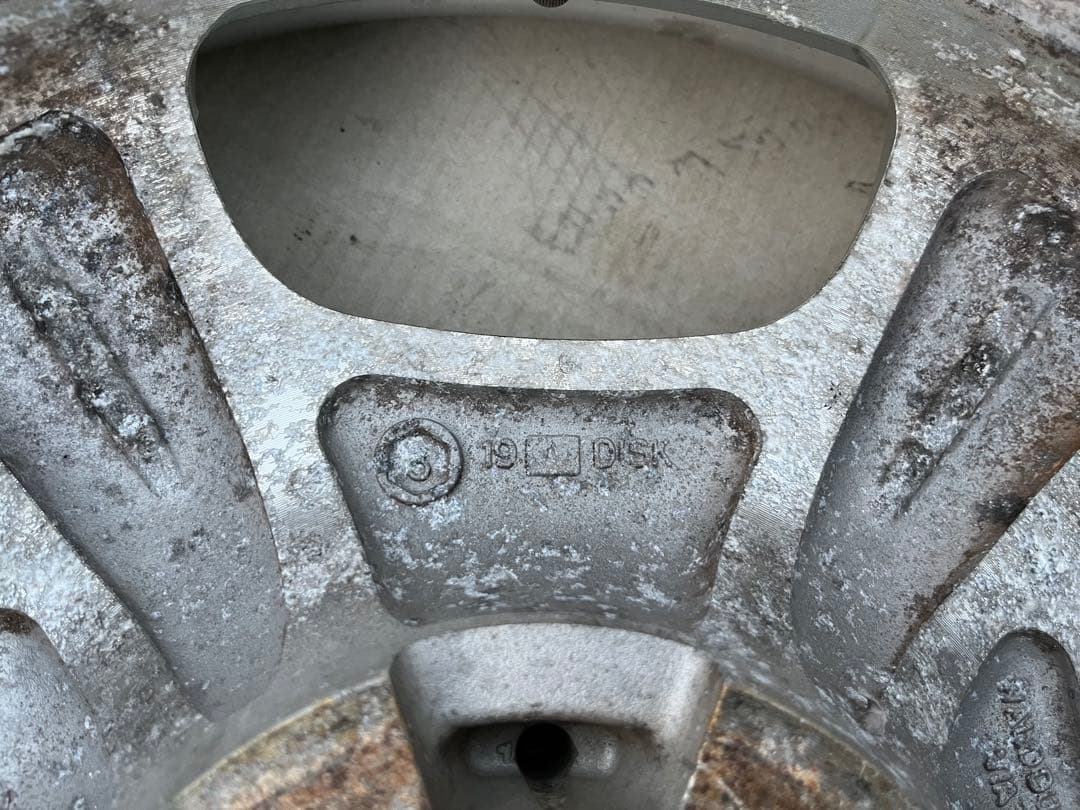 ち*マ様 19インチ アルミホイール 11J？ ディッシュ