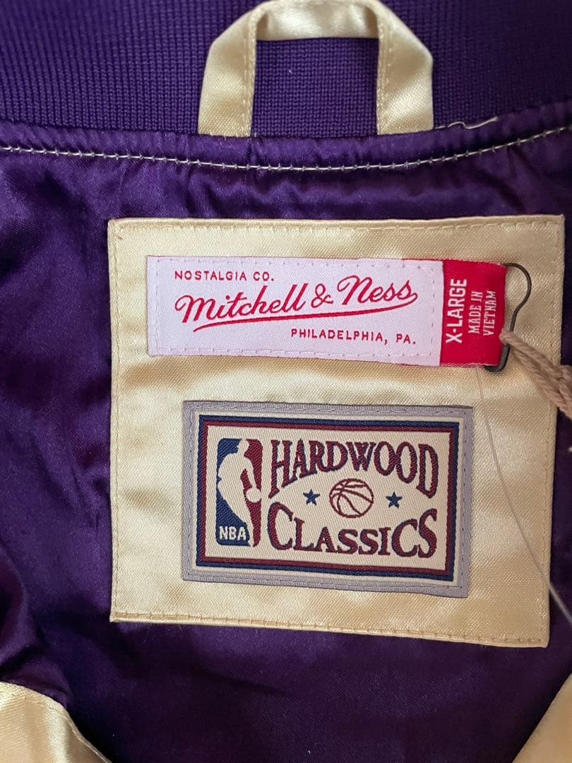 Mitchell&Ness ミッチェルアンドネス　スタジャン　レイカーズ　NBA