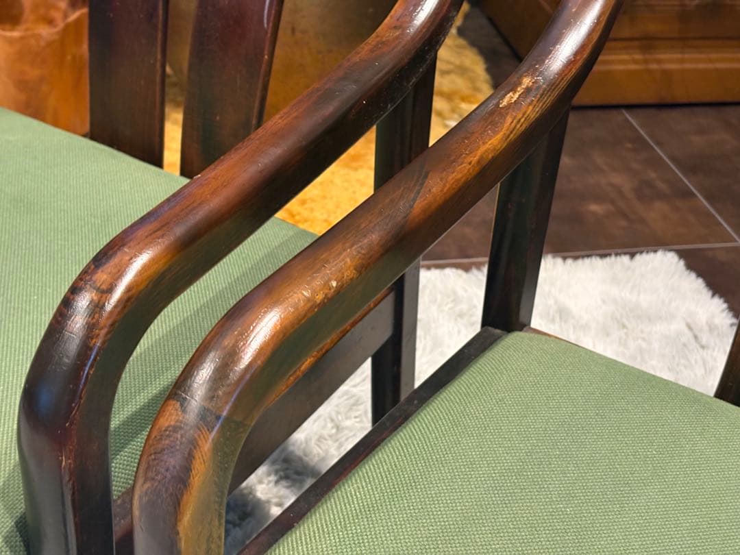 ①karimoku カリモク　アームチェア　ダイニングチェア　アンティーク　IZ