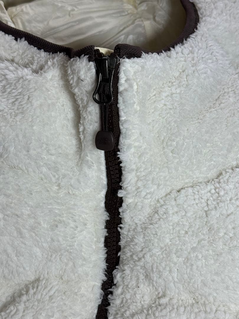 ノースフェイス　ホワイト　ダウンベスト　700フィル