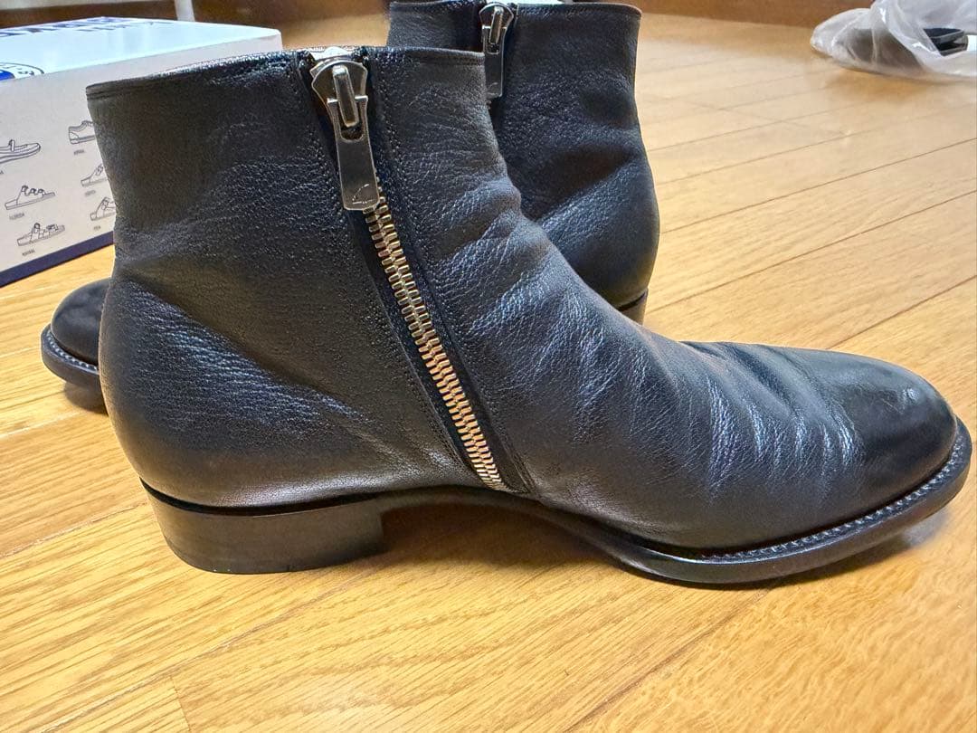 forme molder バッファローレザー　4 1/2