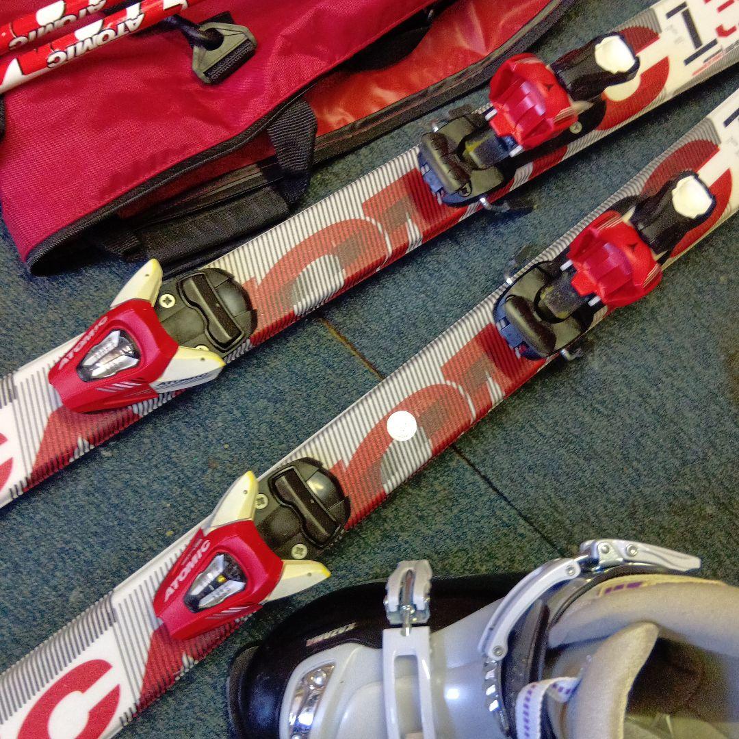 整備済 …ホットWAX仕上げ ジュニア用130cm ATOMIC 板…カザマ靴…