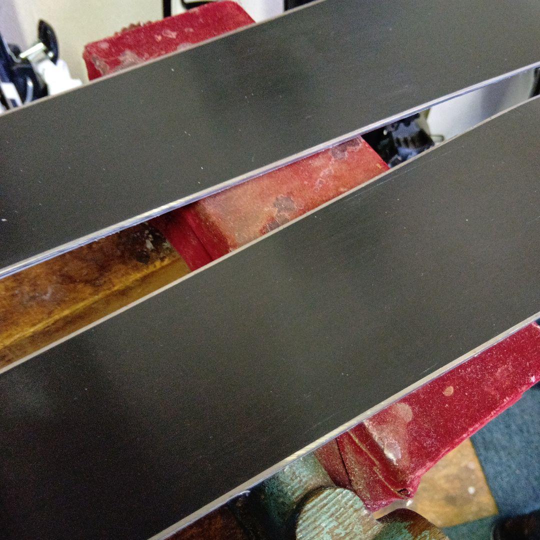 整備済 …ホットWAX仕上げ ジュニア用130cm ATOMIC 板…カザマ靴…