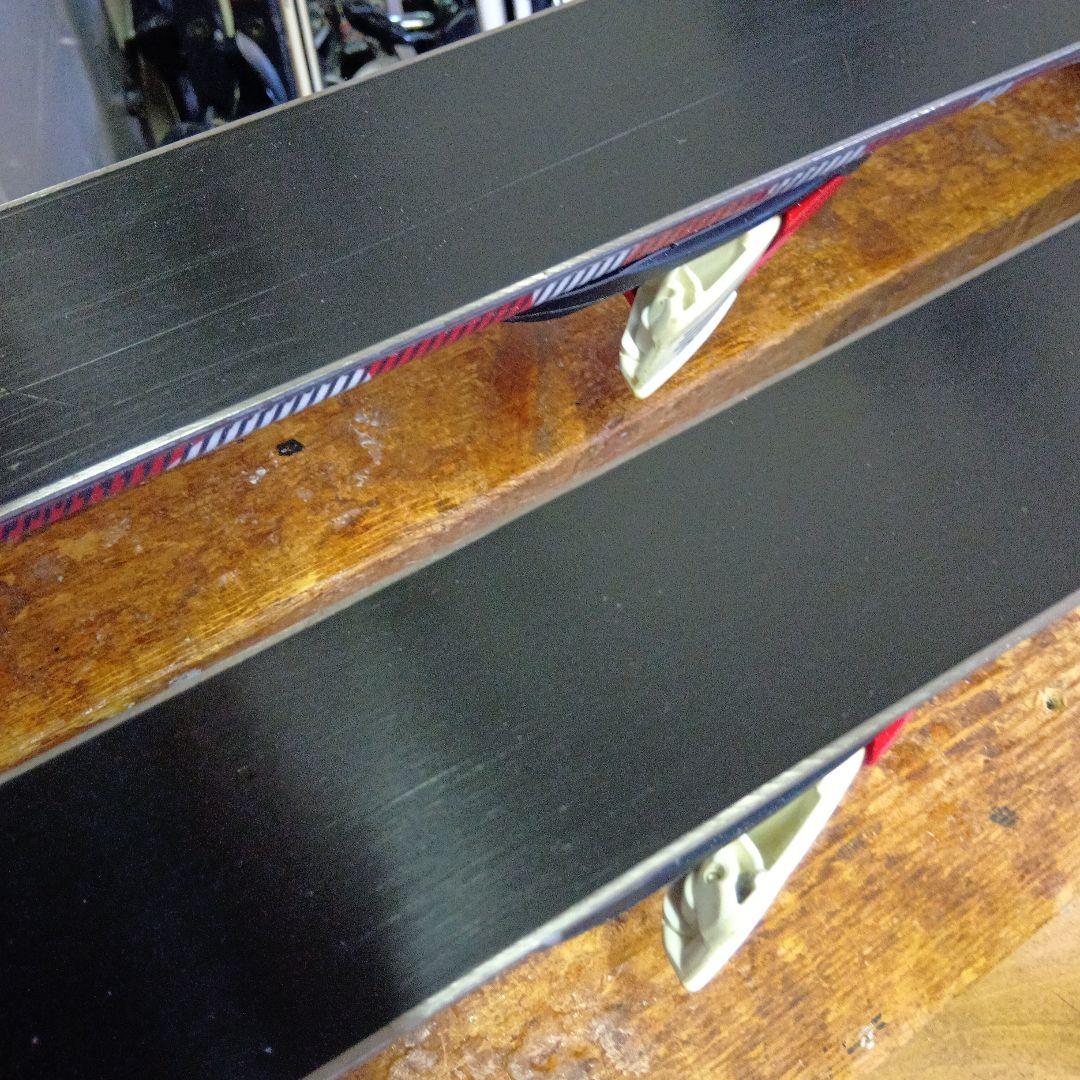 整備済 …ホットWAX仕上げ ジュニア用130cm ATOMIC 板…カザマ靴…