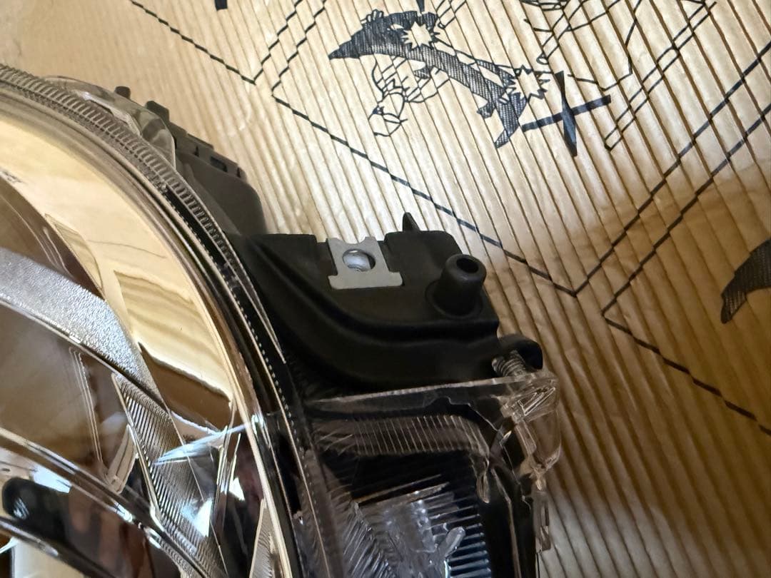 キャンバス　ハロゲンヘッドライト　左