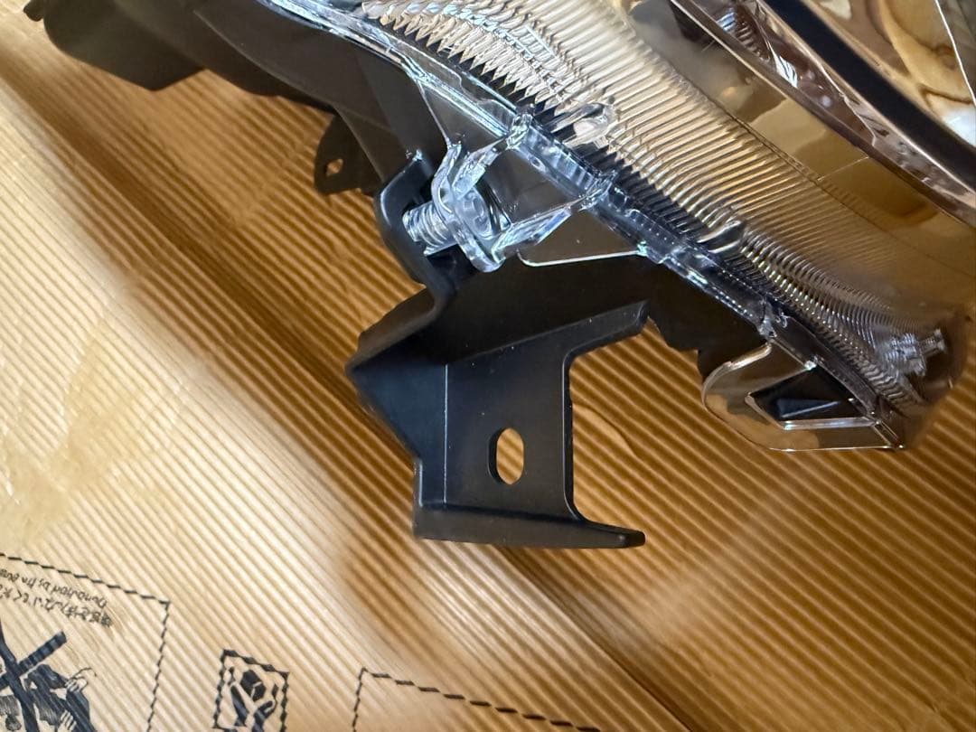 キャンバス　ハロゲンヘッドライト　左