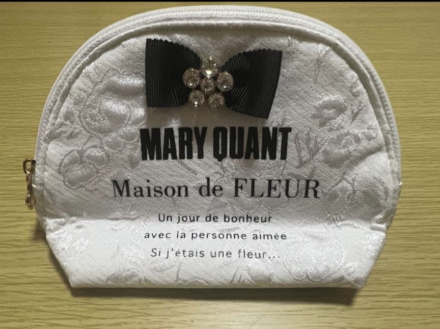 メゾンドフルール・マリークワントコラボトートバッグ、ポーチセット