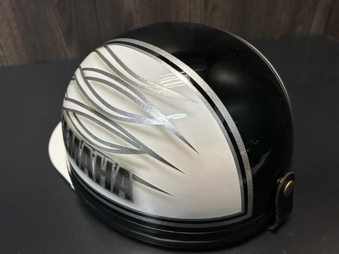 三つボタン‼送料込！！カスタムコルク半　ヤマハ　黒白　ラメ最安値242