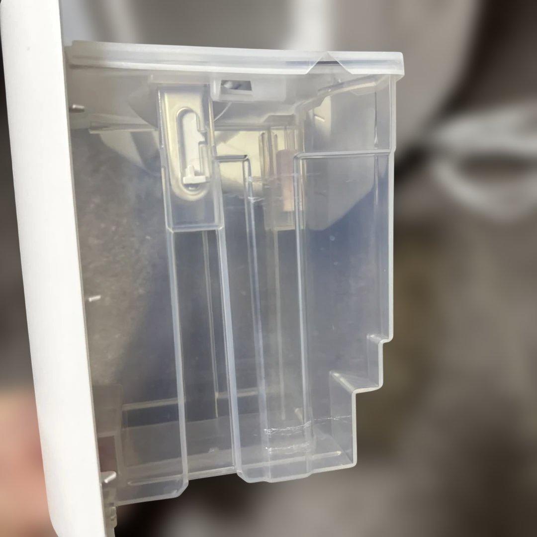 シャープ除湿機 衣類乾燥機2022年製 キャスター付き