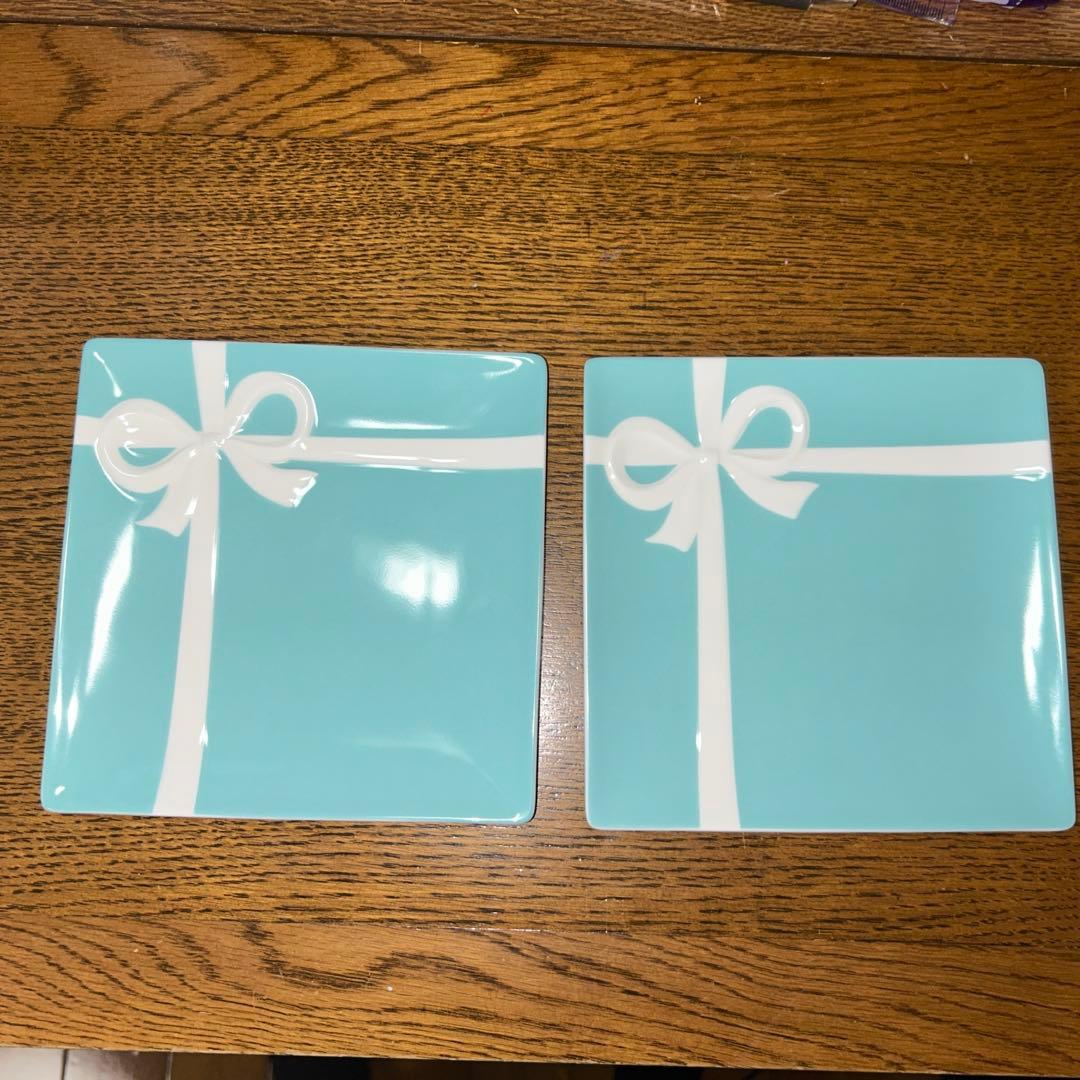 ティファニーブルーボウデザートプレート2枚