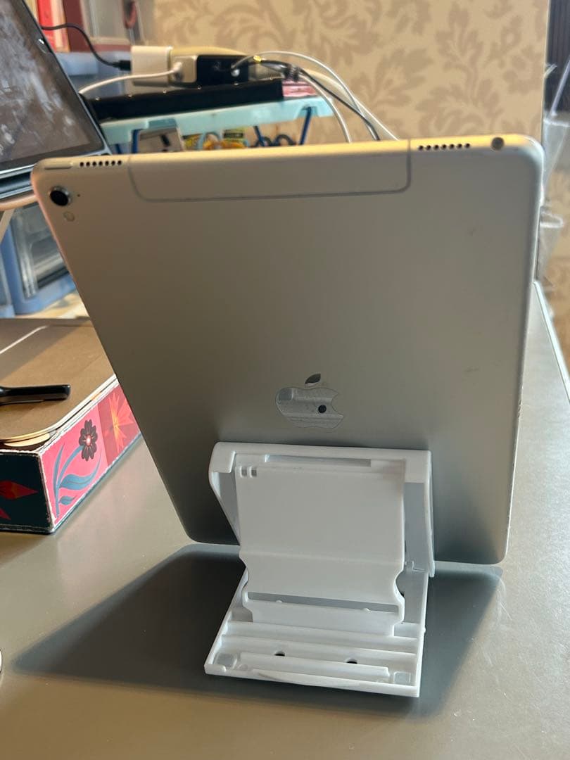 Apple iPad pro 9.7インチス ペースグレー本体 256GB