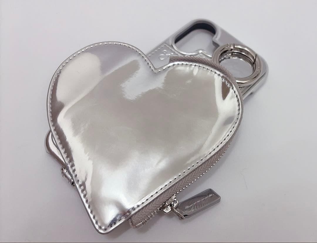 ajew glow heart case グローハートケース iPhone17