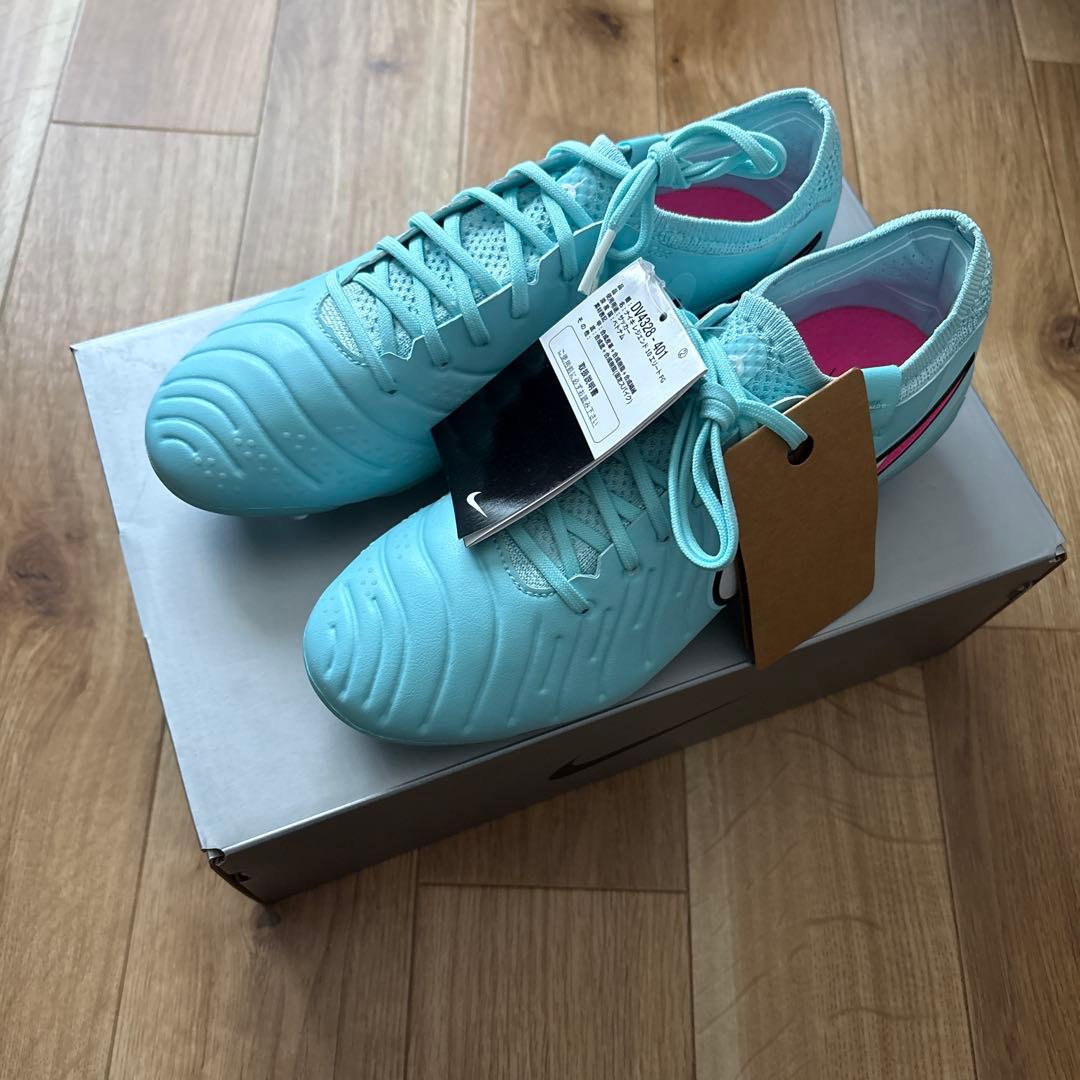 サッカースパイク　ナイキティエンポレジェンド10エリート