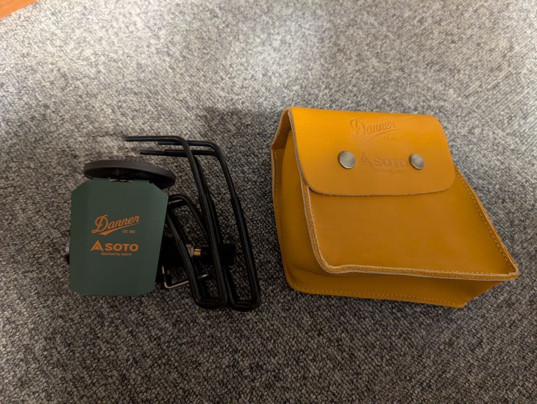 Danner×SOTO レギュレーターストーブ　レザーケースセット