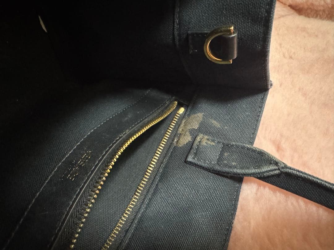 VERSACE スタッズ付き黒トートバッグ