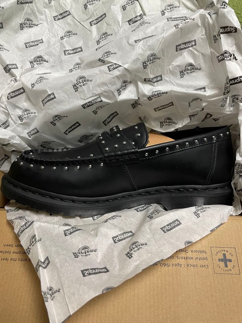 靴 Supreme Dr.Martens Studded Penton Loafer