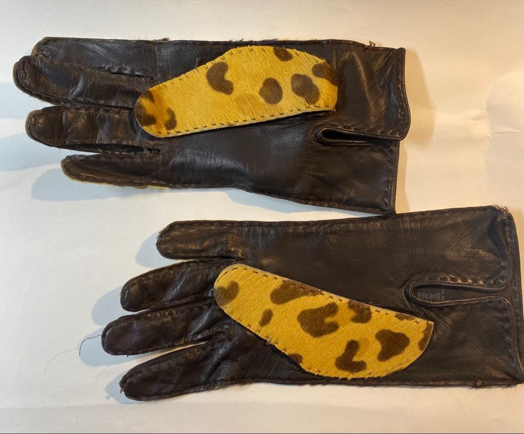 【クリスマス最終SALE!!】PRADAレザーグローブ7.5/レオパード本革毛皮