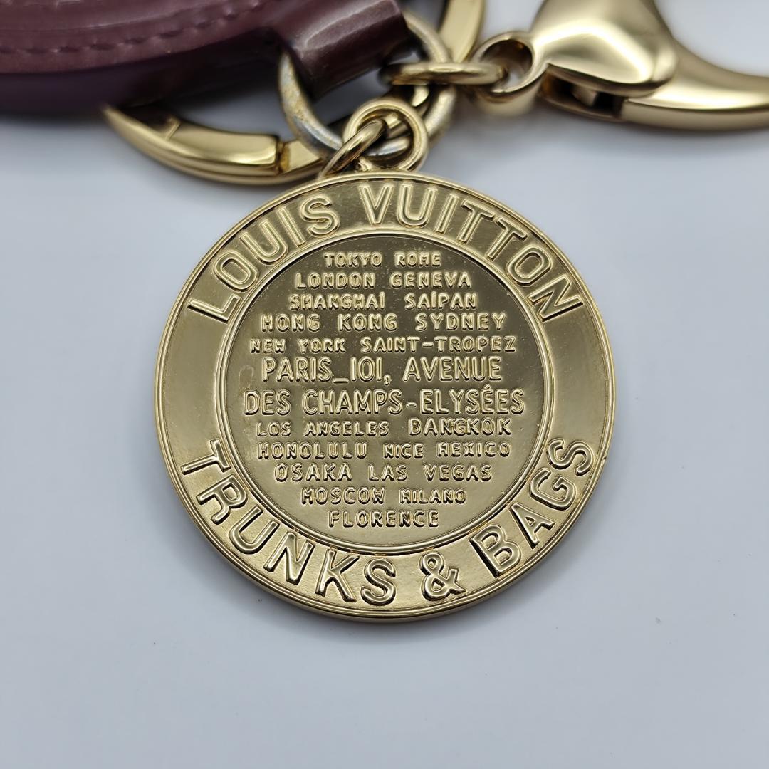 鑑定済・極美品ルイヴィトン ヴェルニ ポルトクレロン キーホルダーバックチャーム