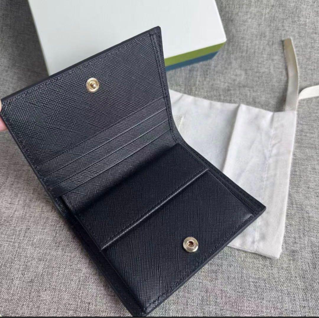 MARNI ブラック 二つ折り財布