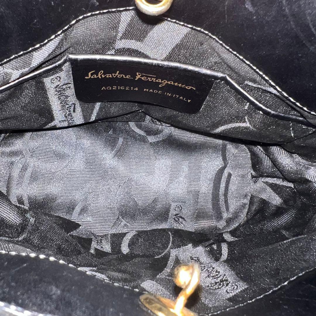 状態良好 サルヴァトーレ・フェラガモ ミニ カゴバッグ イタリア製 ブラック